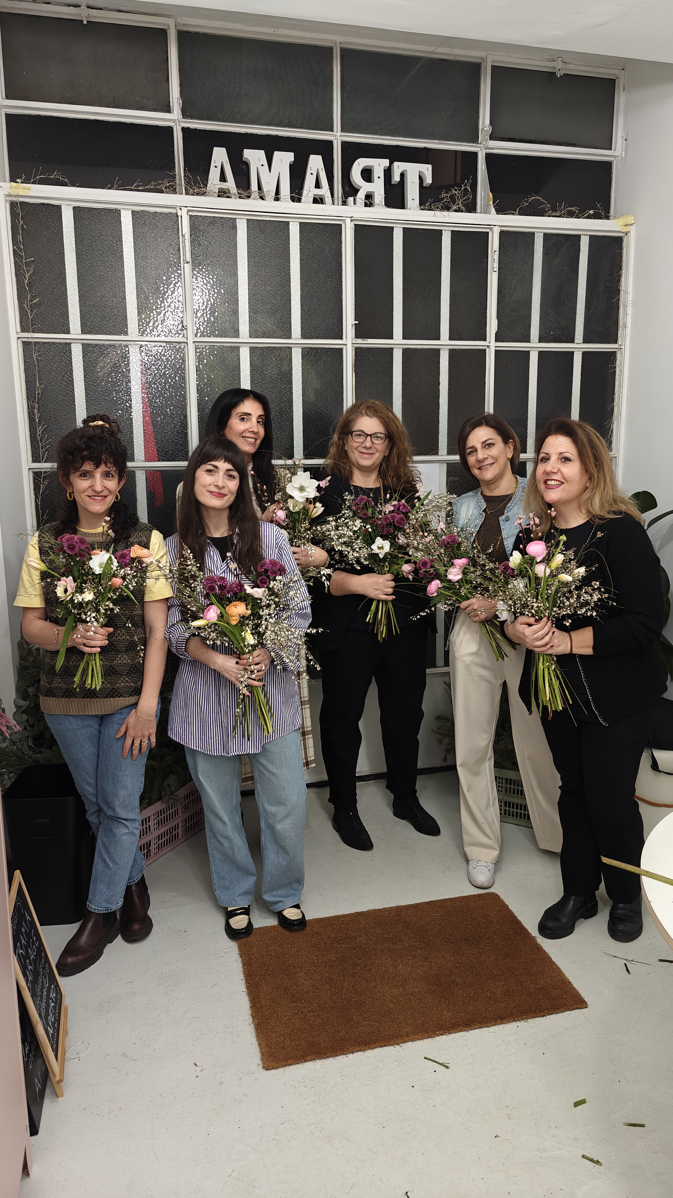 Componi un bouquet spontaneo con Marta a Milano