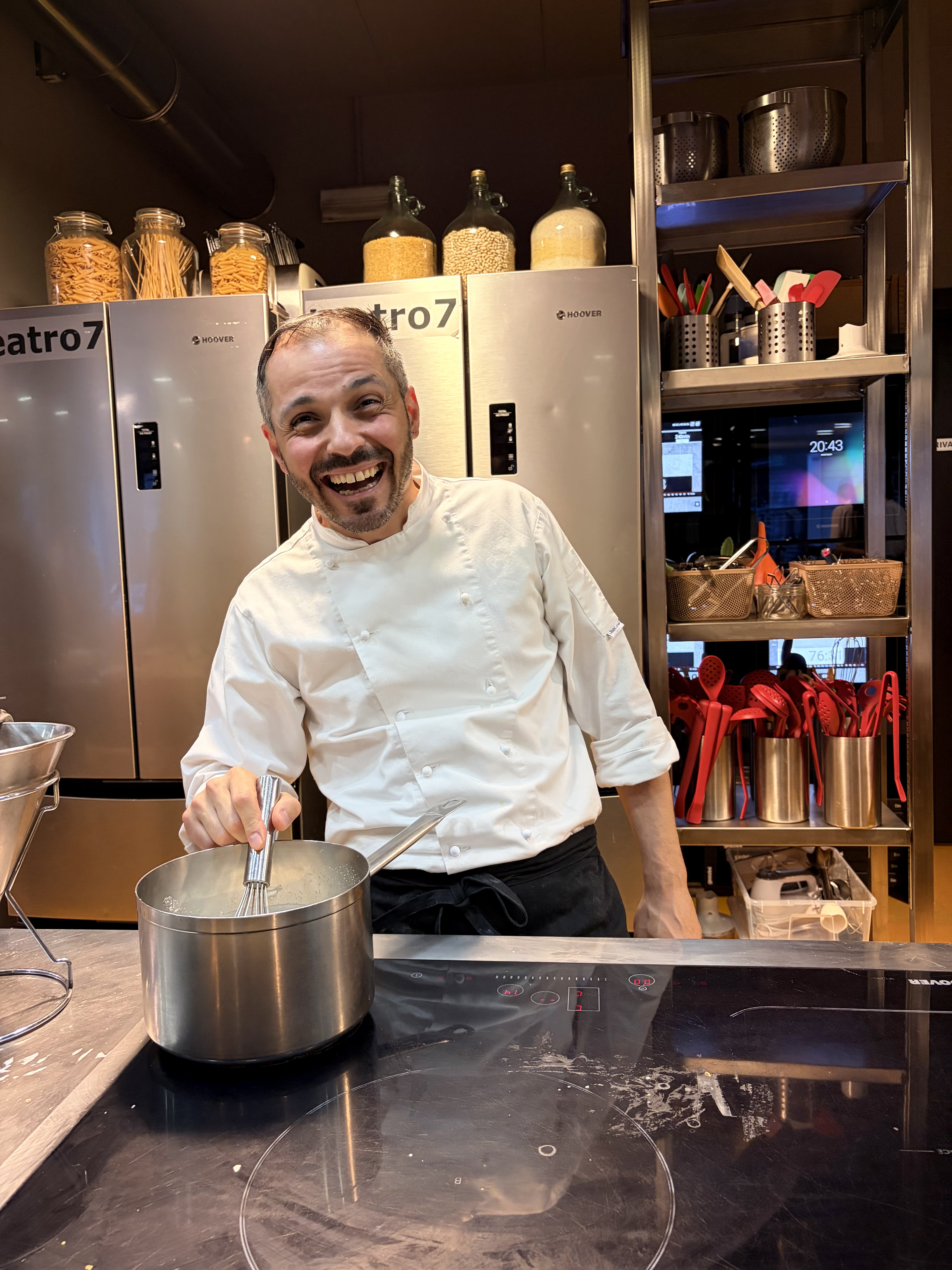 Cucina e metti in gioco la tua coppia con Alessandro a Milano