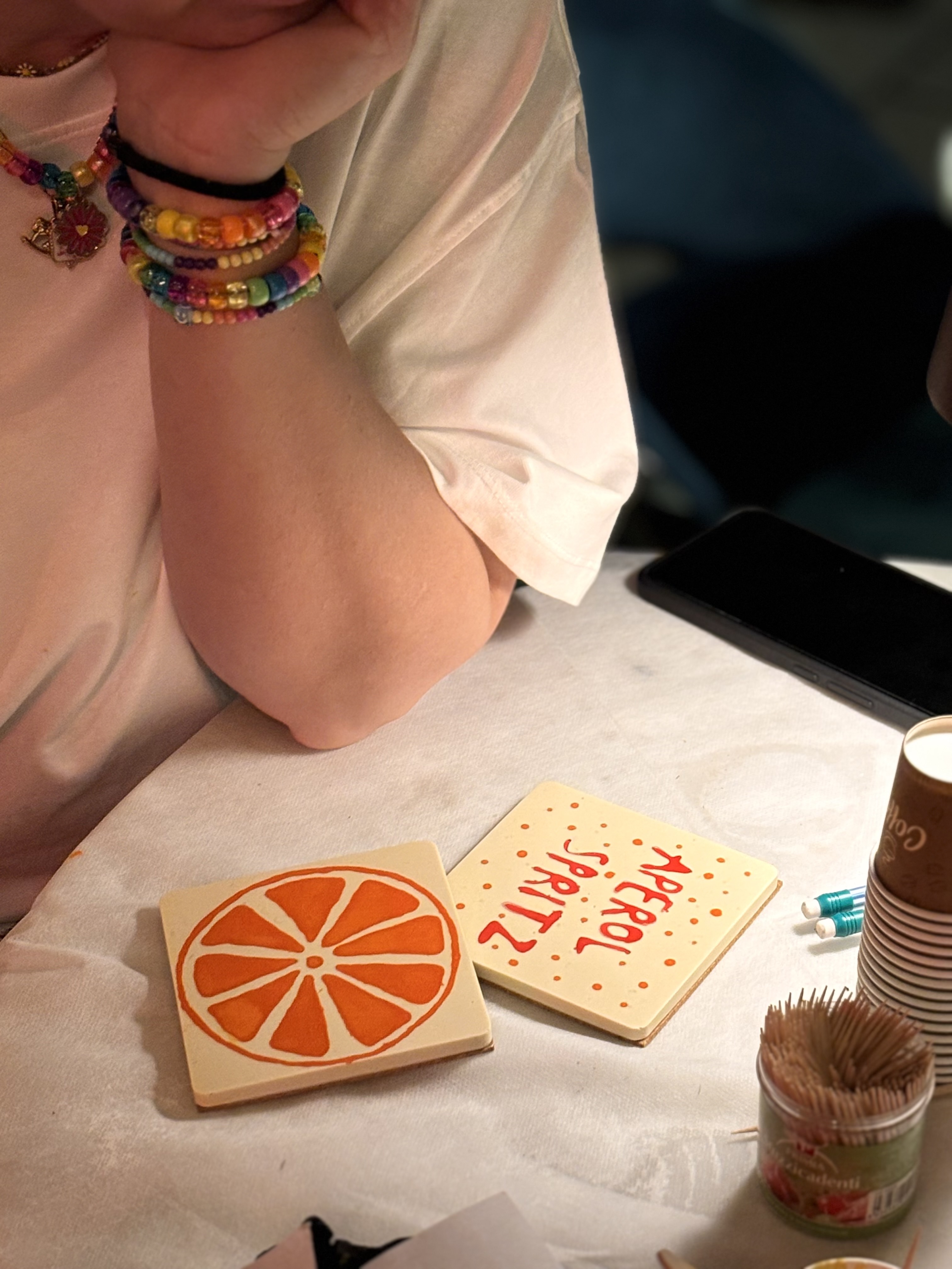 Crea il tuo set di sottobicchieri in eco-resina a Milano